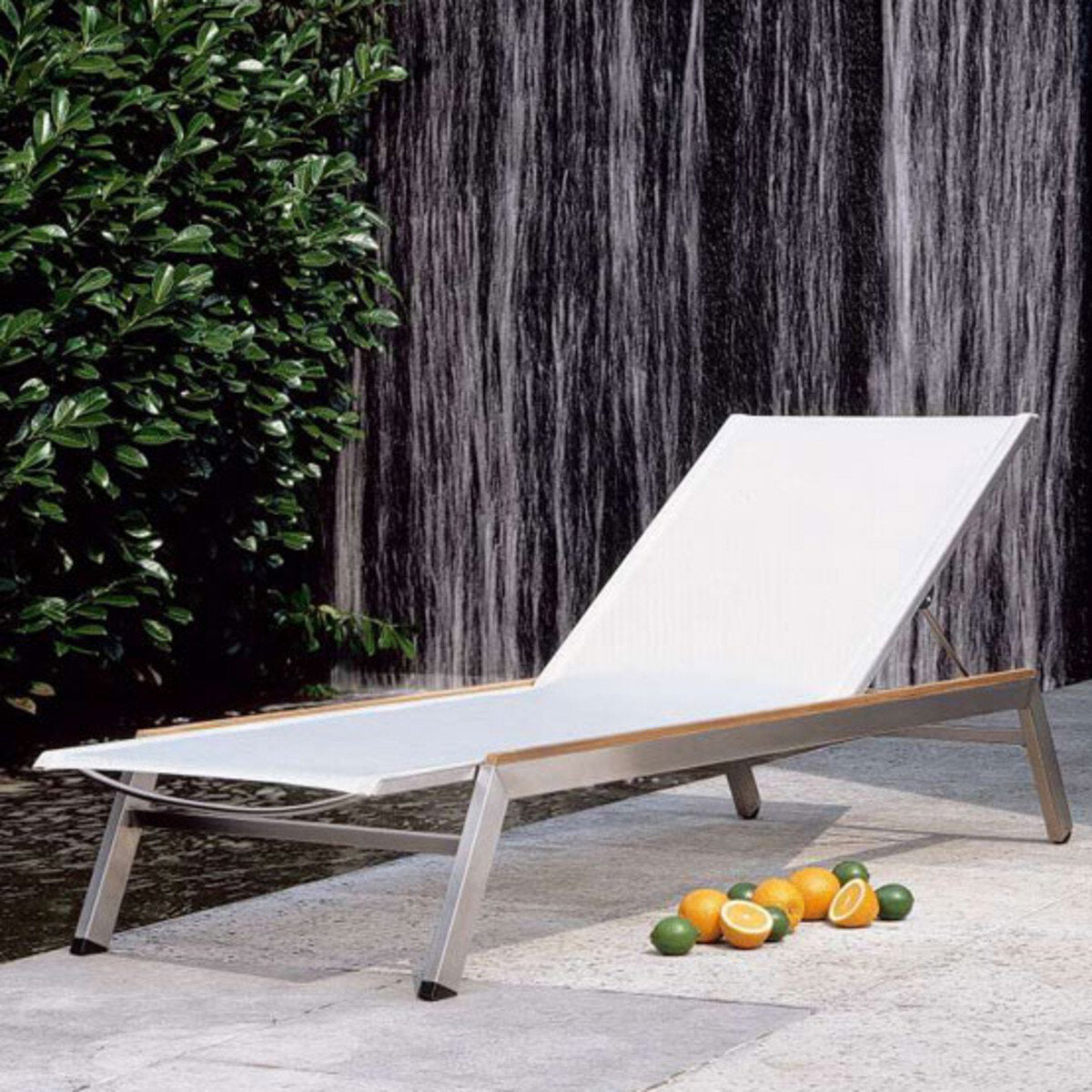 Equinox Sling Chaise Lounge