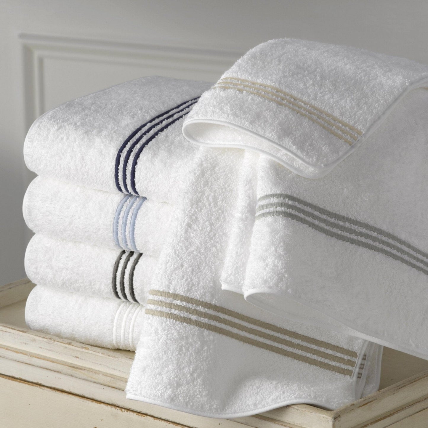 Bel Tempo Towels