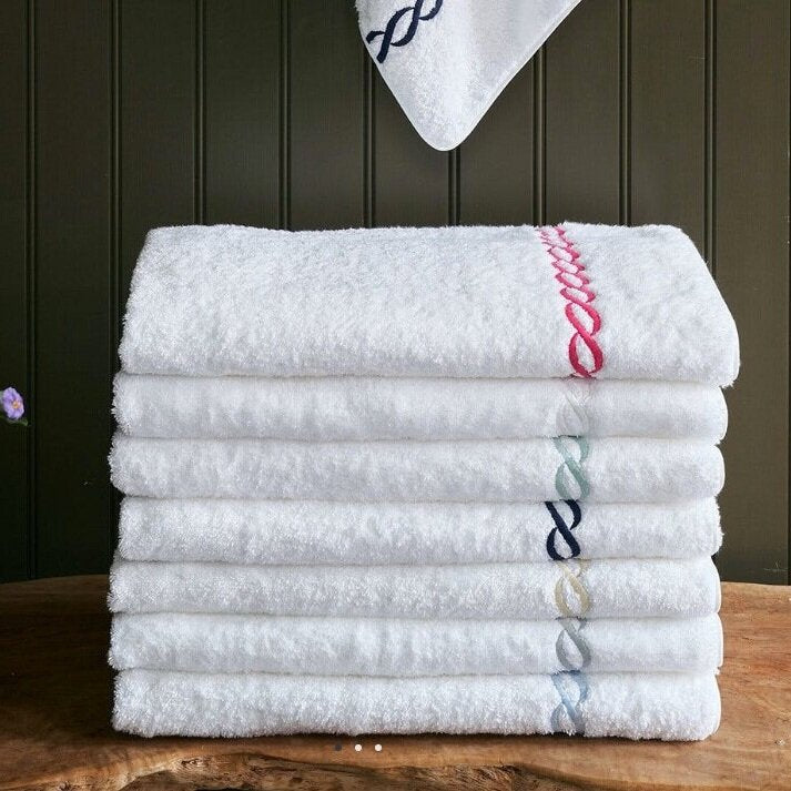 Classic Chain Towels