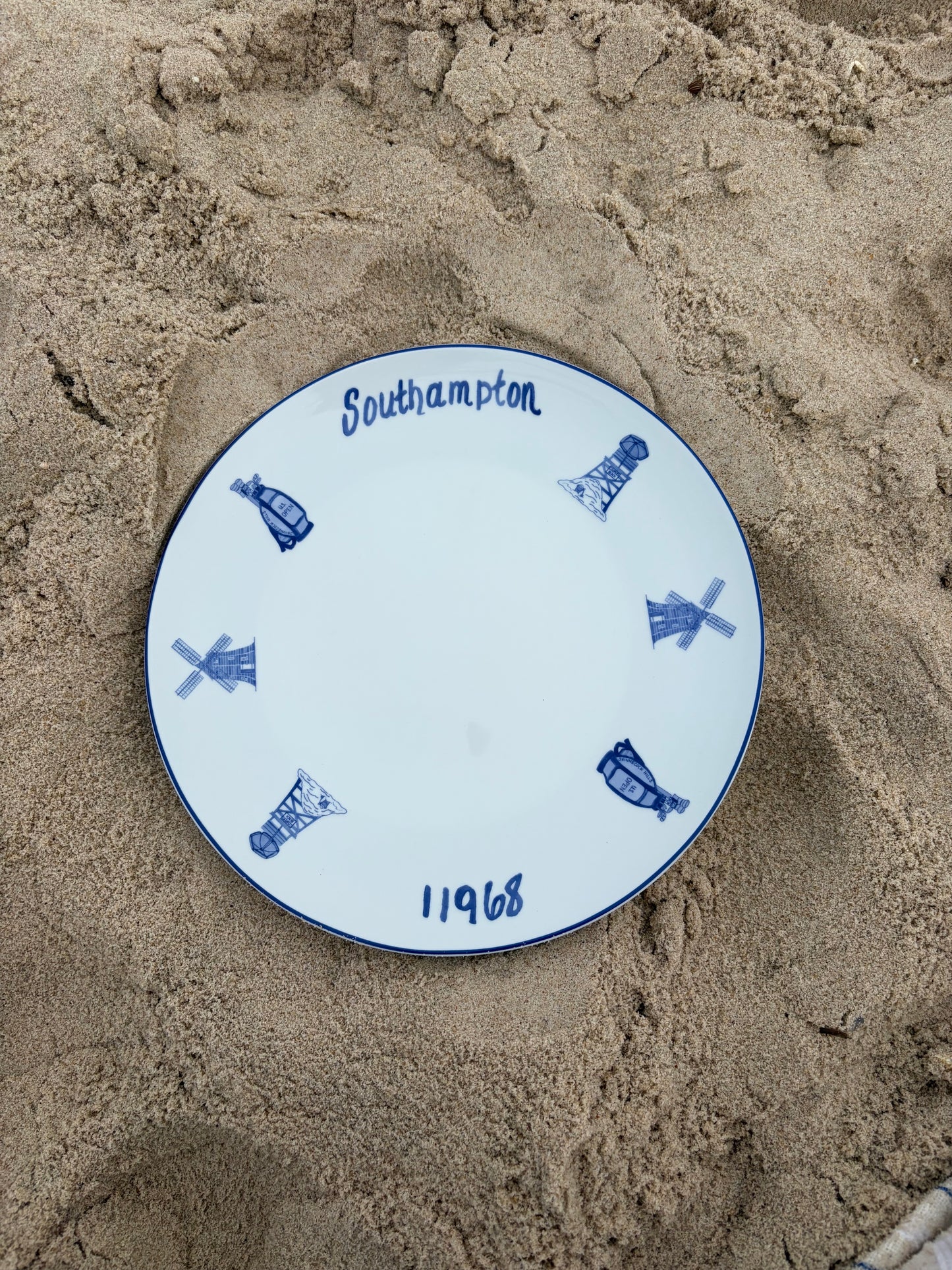 Southampton Porcelain Dinner Plate
